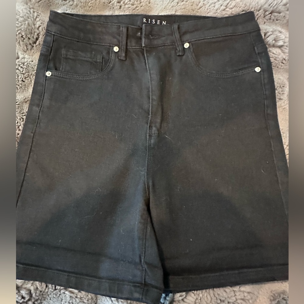 Women’s black shorts; NEVER WORN no tags